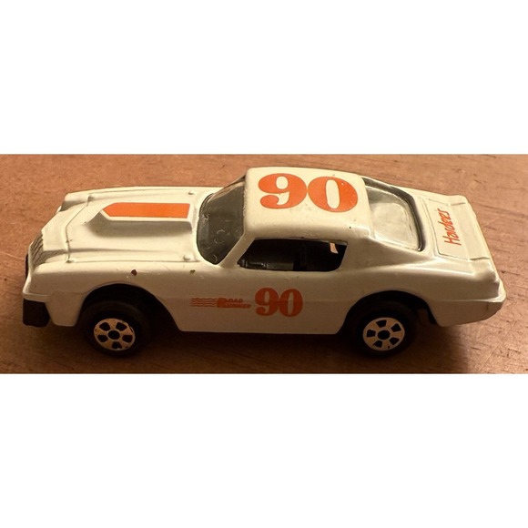 Cheverolet Camaro - Hardees No. 90 by The‎ Ertl Co.  1990 - Picture 1 of 6
